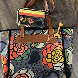 Fossil Keyper Floral Print Tote Bag With Wallet in Multicolor
